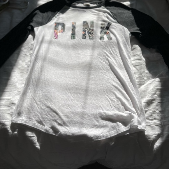 Pink Victoria’s Secret 3/4 inch sleeve t-shirt - Picture 4 of 5